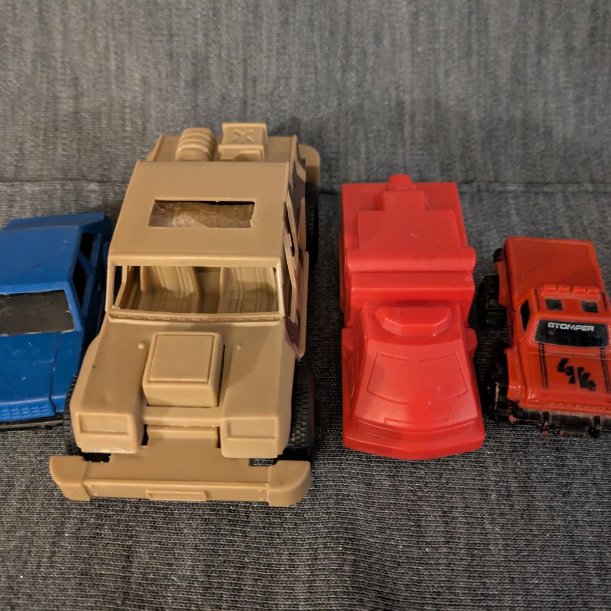 Vintage Stomper 4x4 & Topper Toys Truck Set
