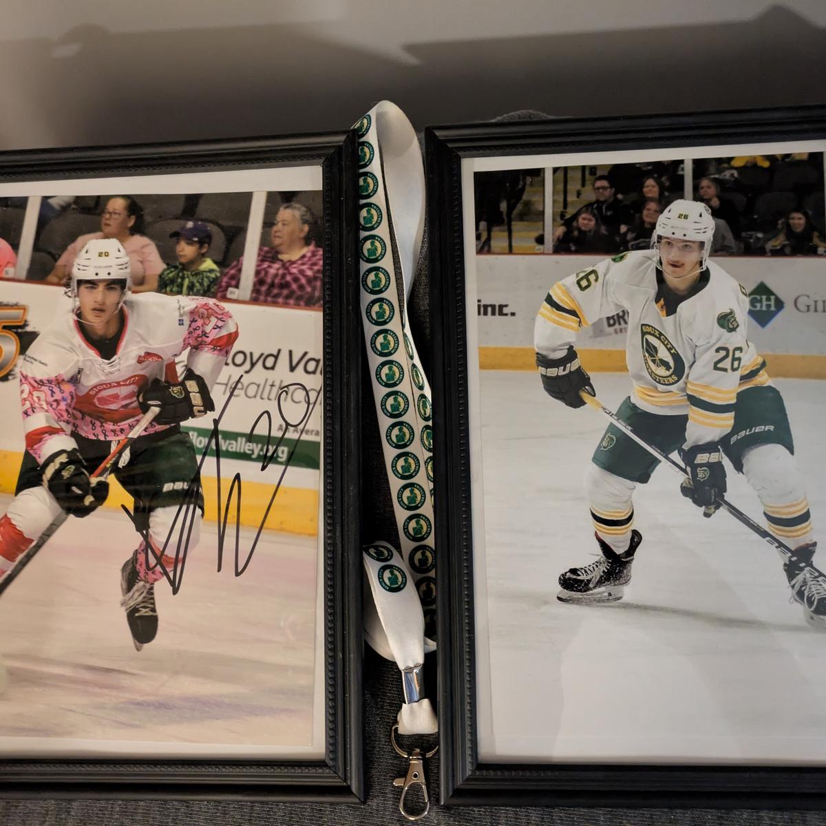 Autographed Hockey Player Photos (Set of 2) with Lanyard