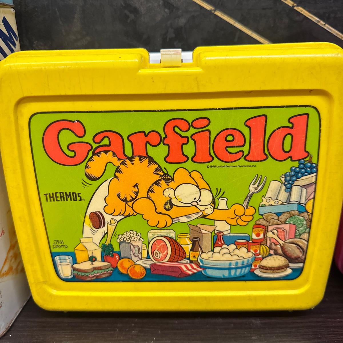 Vintage 1978 Garfield Thermos Lunchbox