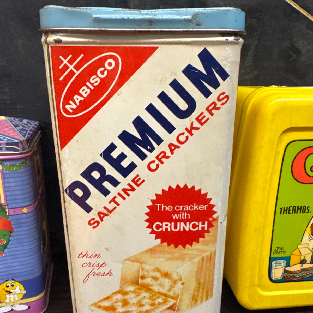 Vintage Nabisco Premium Saltine Crackers Tin